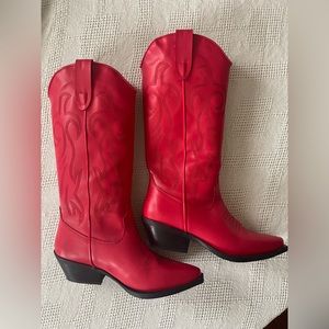 Steve Madden Cherry Red Windie Western Cowboy Boot Size 9.5 NWOT